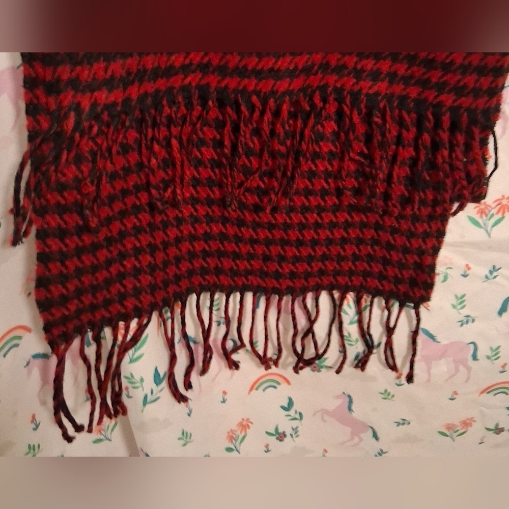 EUC Vintage Coach Red & Black Houndstooth Cashmere & Wool Casual Winter Scarf - Picture 6 of 7